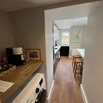 3 Bedroom, 5 Bed In The Heart Of Galway