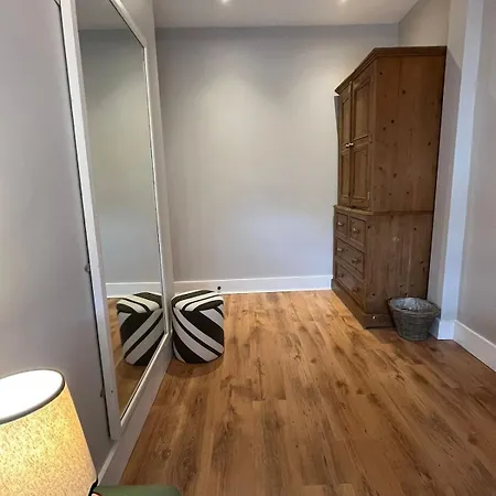 3 Bedroom, 5 Bed In The Heart Of *