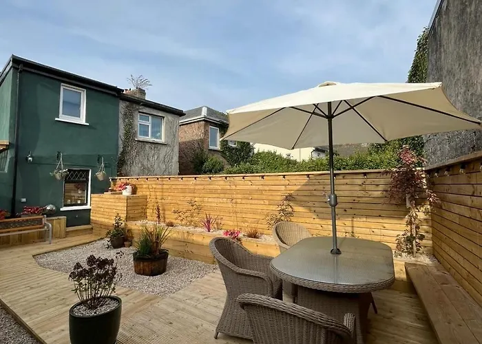 3 Bedroom, 5 Bed In The Heart Of *