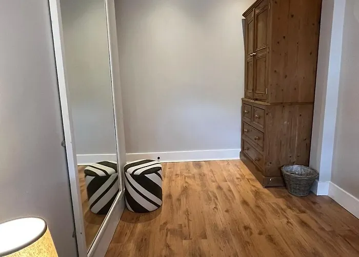 3 Bedroom, 5 Bed In The Heart Of *