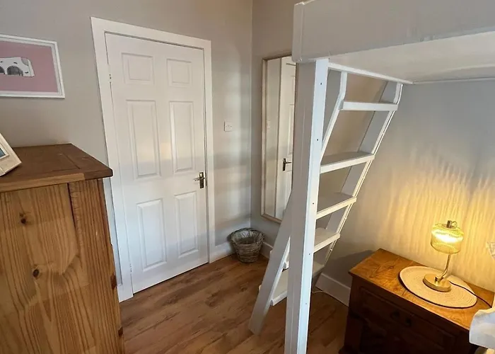 3 Bedroom, 5 Bed In The Heart Of ゴールウェイ