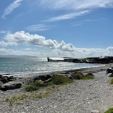 3 Bedroom, 5 Bed In The Heart Of Galway